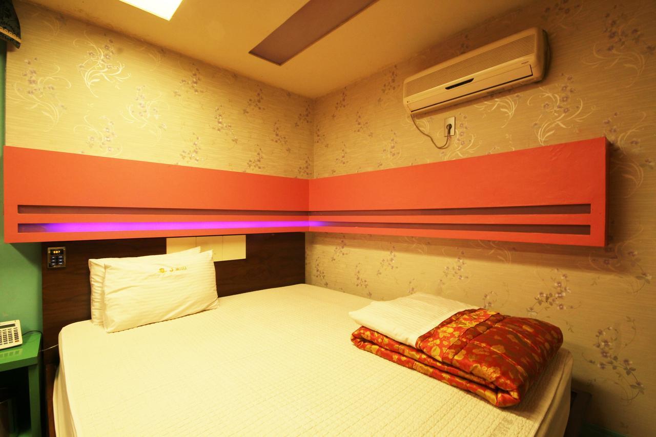 Sasang J Motel Kültér fotó