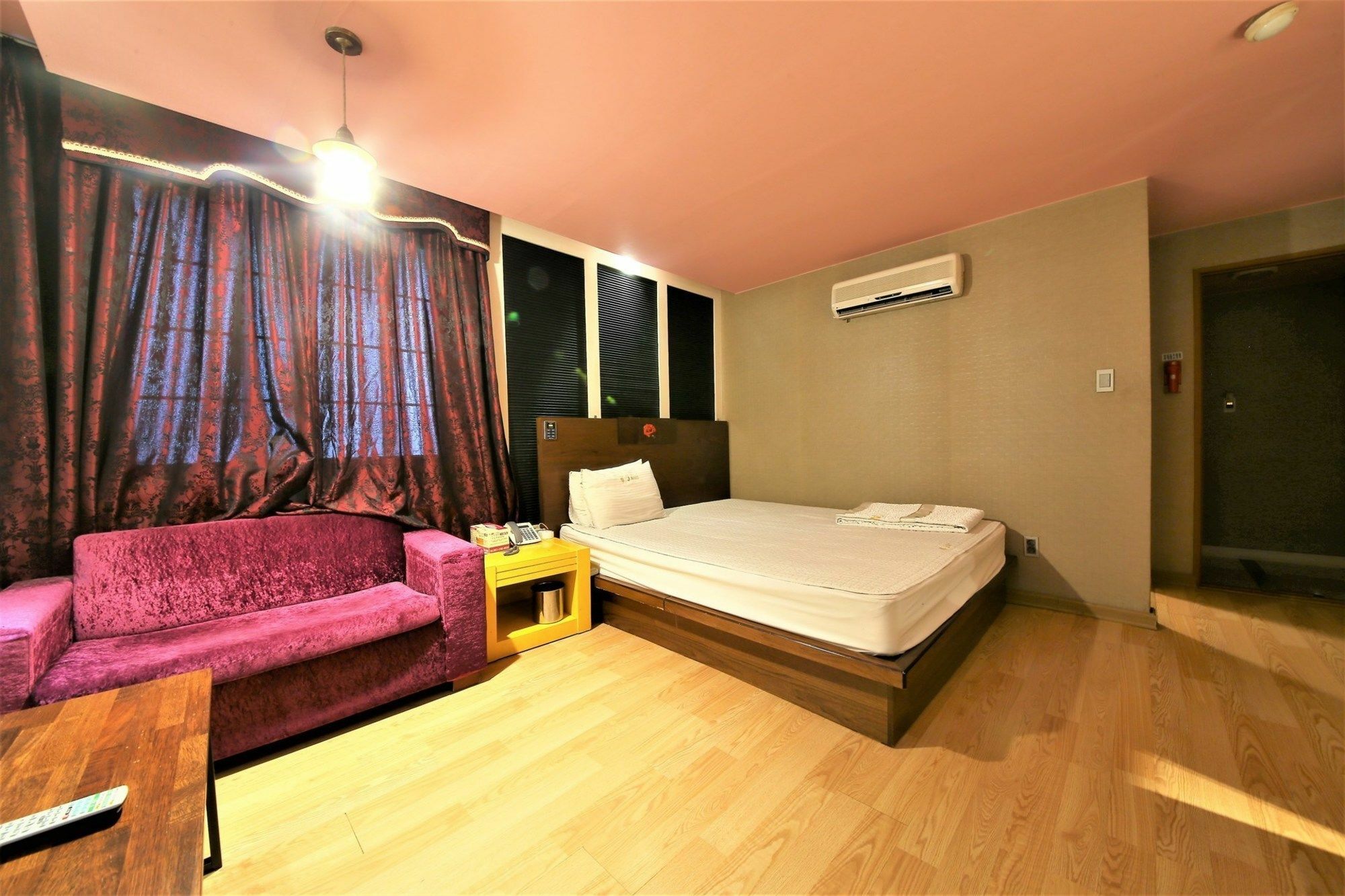 Sasang J Motel Kültér fotó