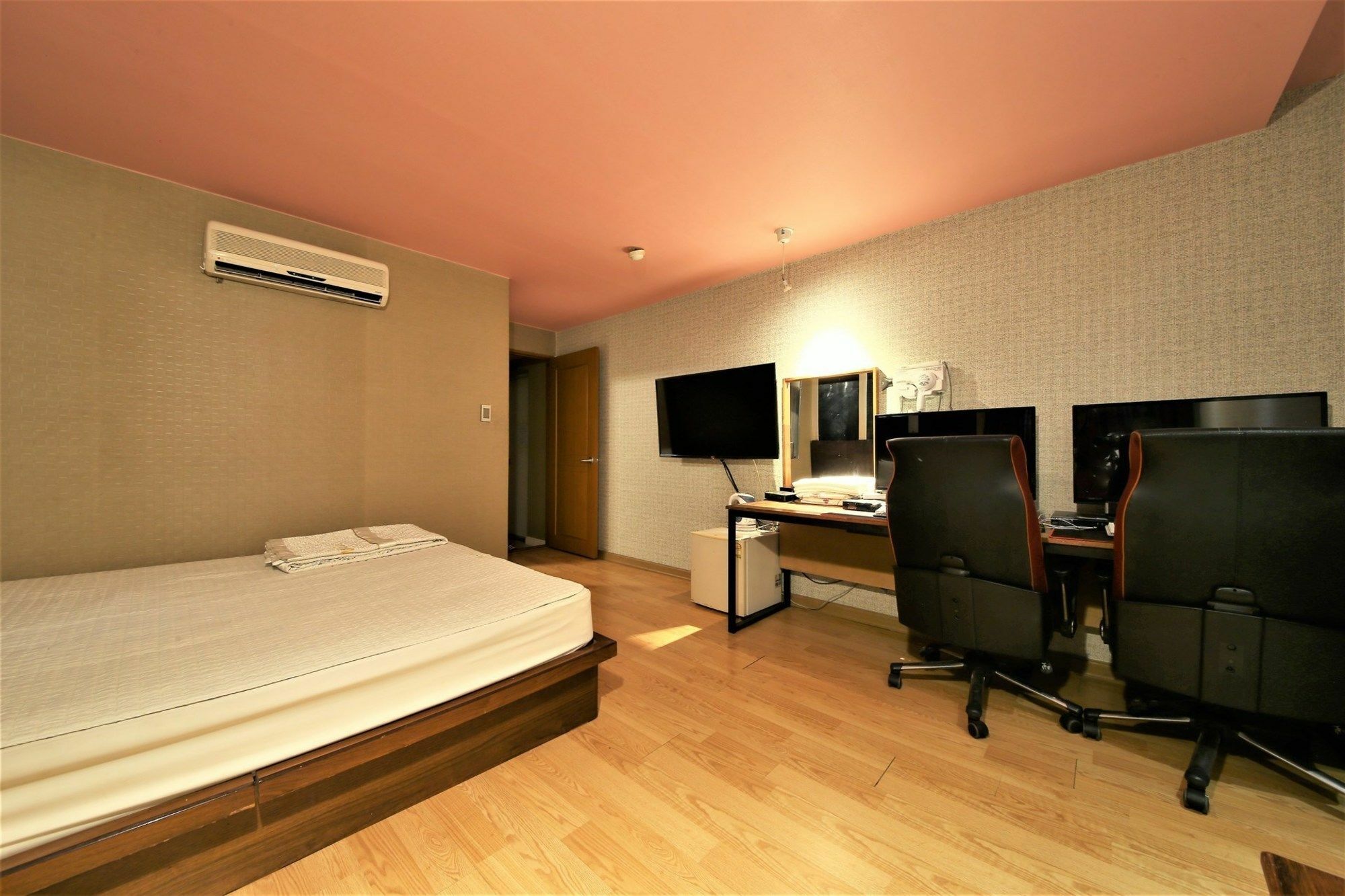 Sasang J Motel Kültér fotó