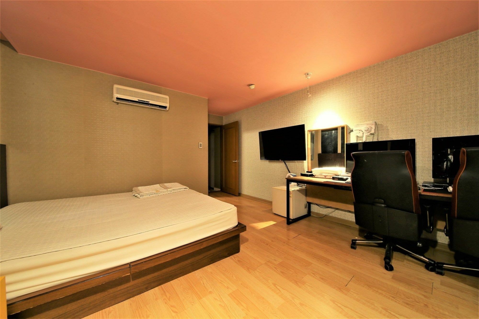 Sasang J Motel Kültér fotó