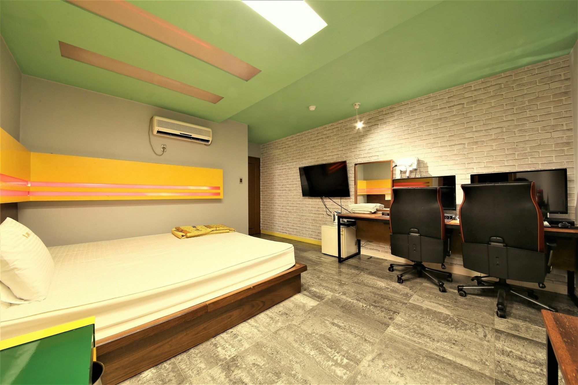 Sasang J Motel Kültér fotó