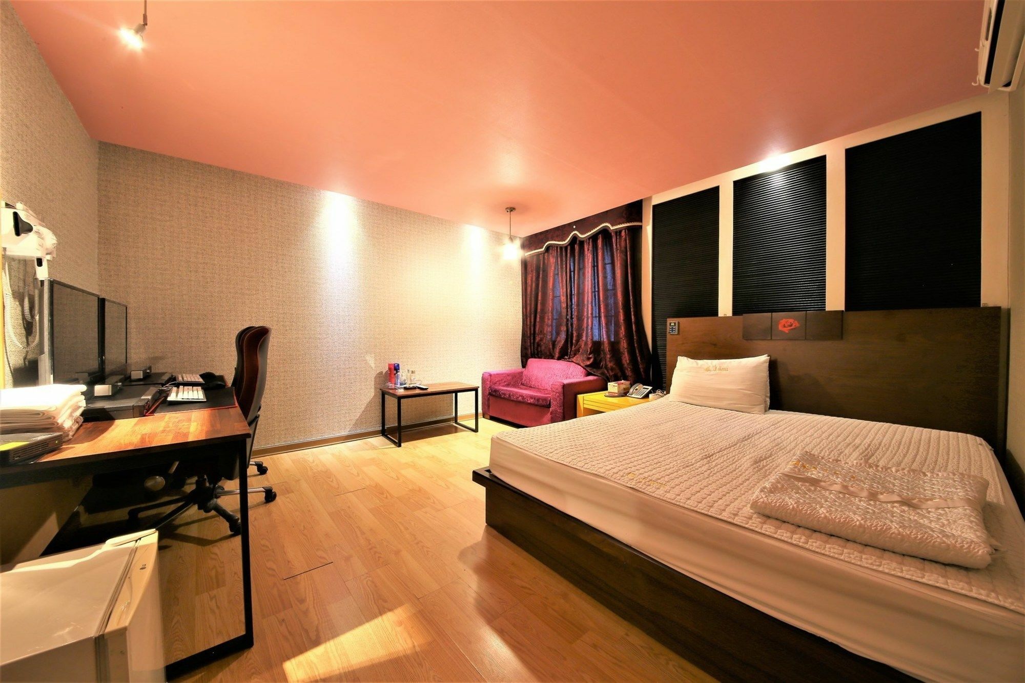 Sasang J Motel Kültér fotó