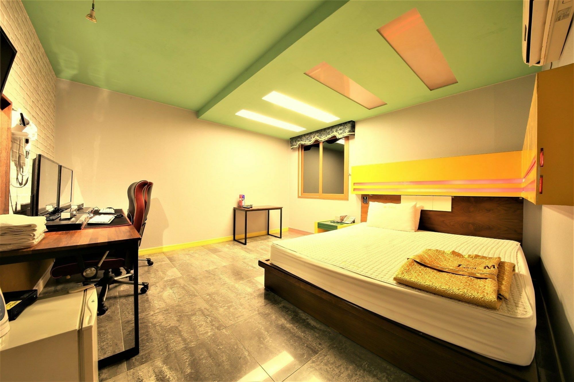Sasang J Motel Kültér fotó